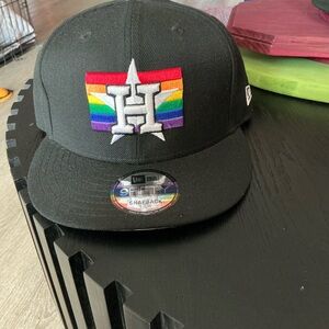 New Era Black Cap with Rainbow H Logo